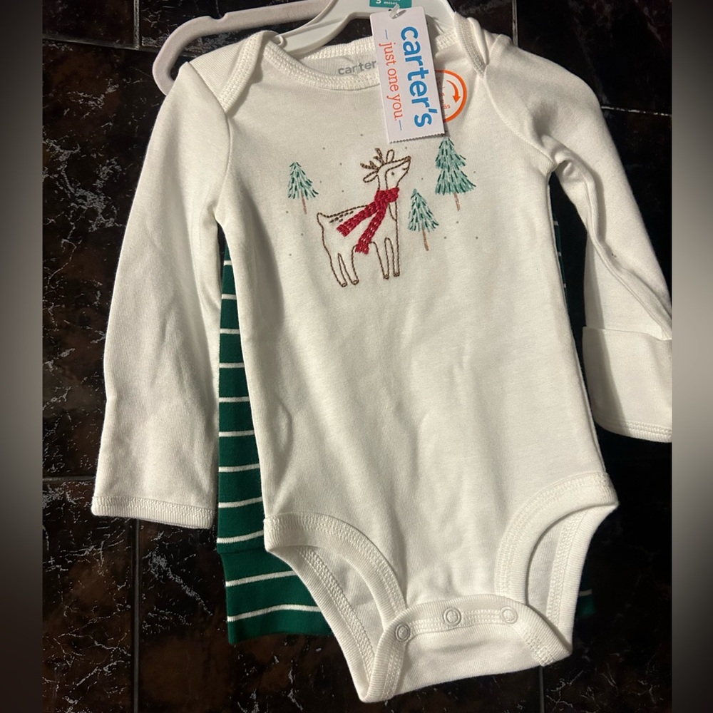 Carter's set of long sleeve and pant set